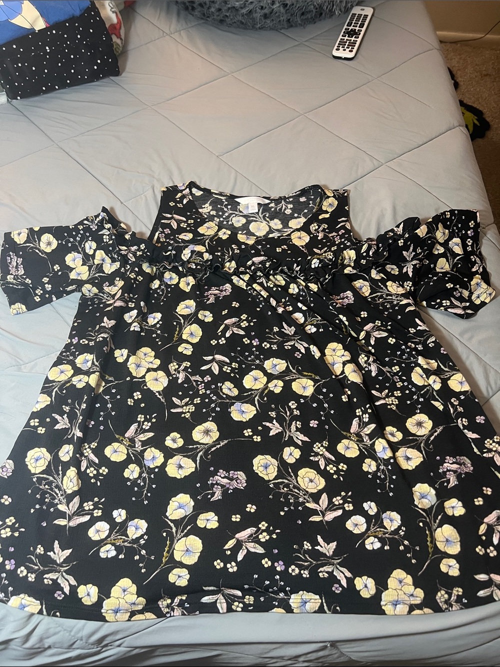 LC Lauren Conrad Black Floral Cold-Shoulder Blouse